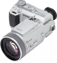 Sony DSC_F717 camera